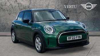 MINI Hatchback 1.5 Cooper Classic 5dr Auto [Comfort/Nav Pack] Petrol Hatchback